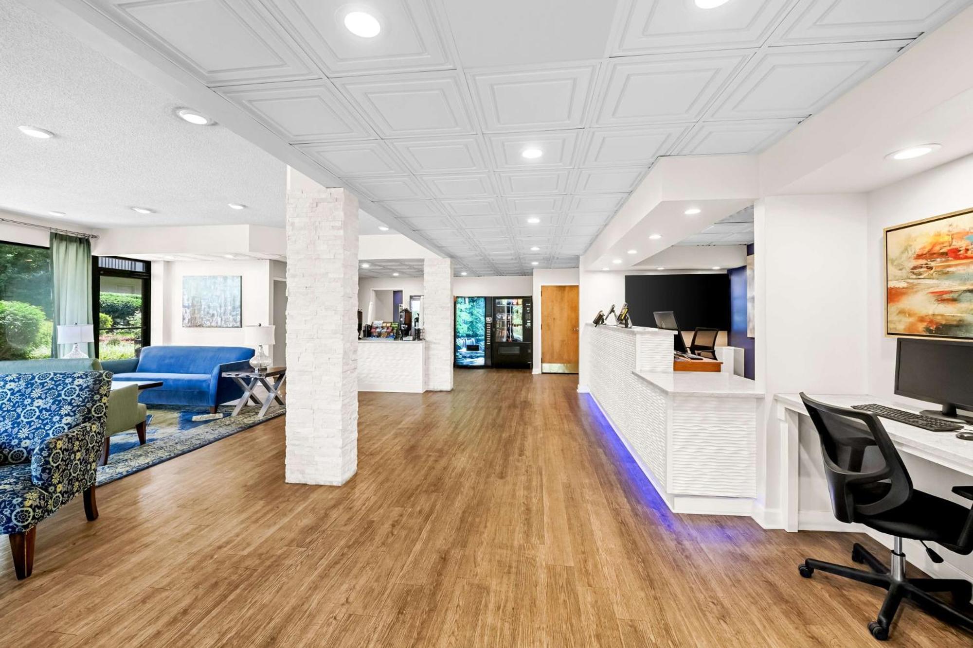 Surestay Plus Hotel By Best Western Southern Pines Pinehurst Extérieur photo
