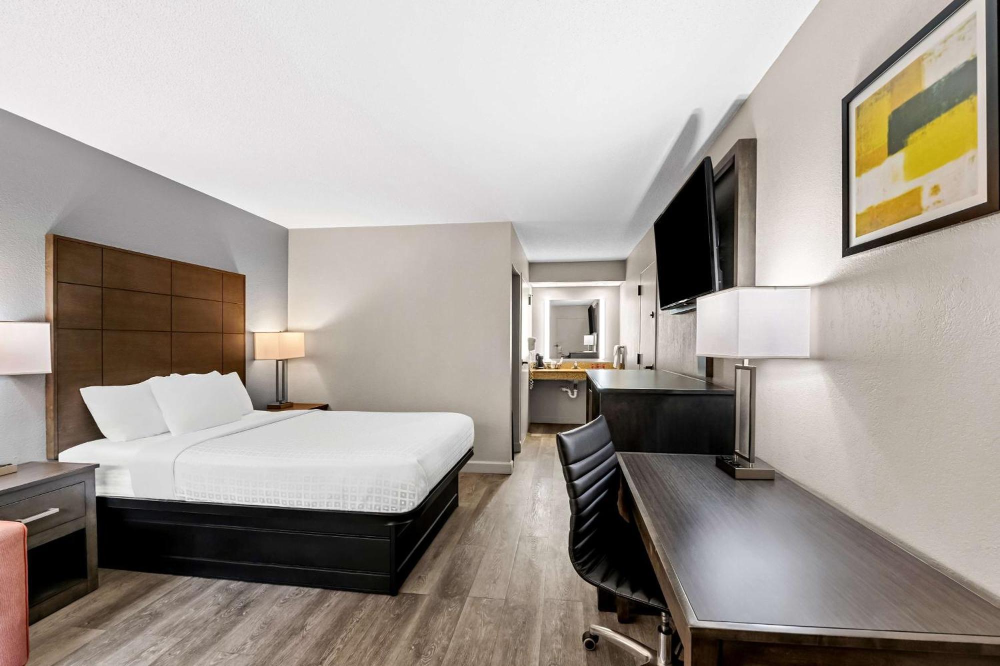 Surestay Plus Hotel By Best Western Southern Pines Pinehurst Extérieur photo