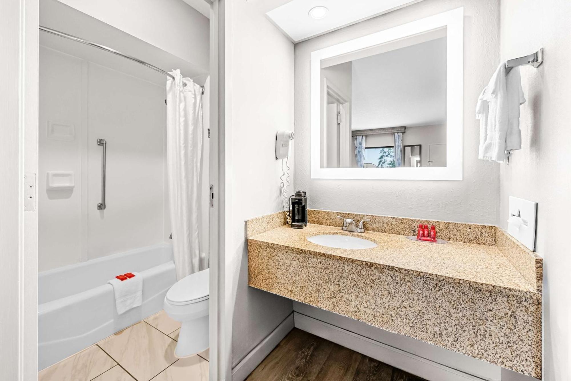 Surestay Plus Hotel By Best Western Southern Pines Pinehurst Extérieur photo