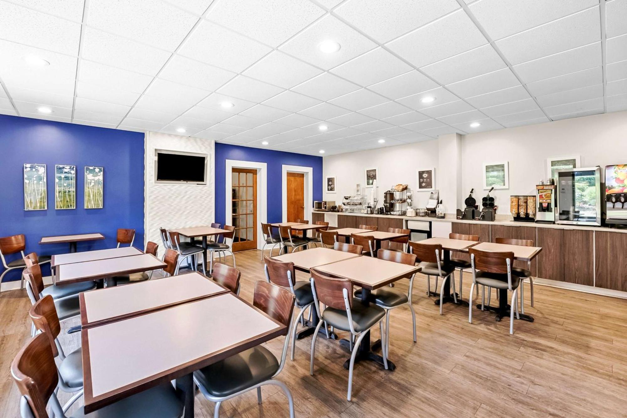 Surestay Plus Hotel By Best Western Southern Pines Pinehurst Extérieur photo