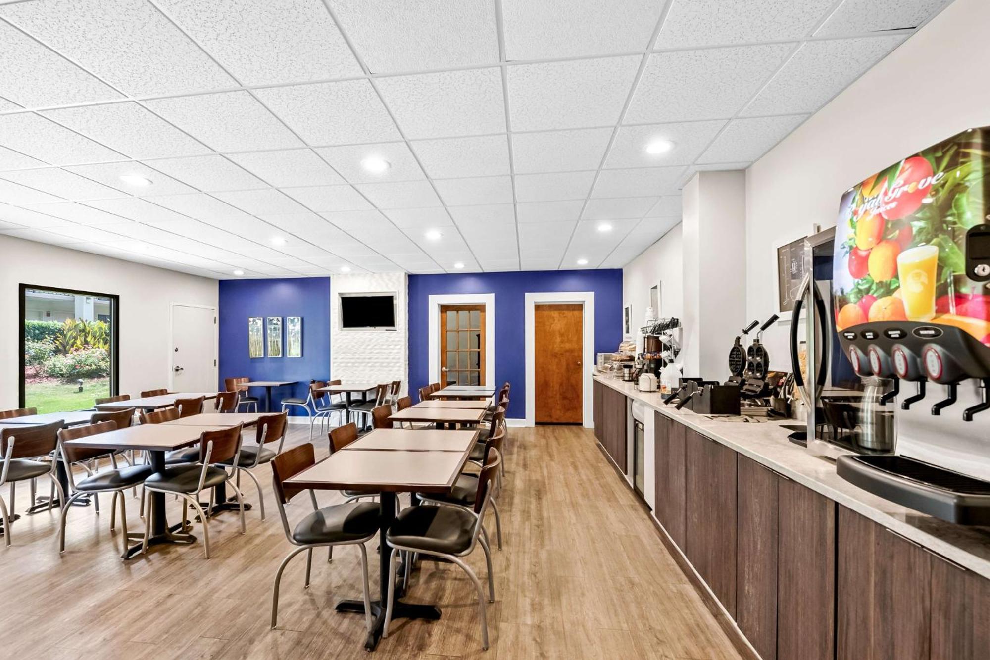 Surestay Plus Hotel By Best Western Southern Pines Pinehurst Extérieur photo