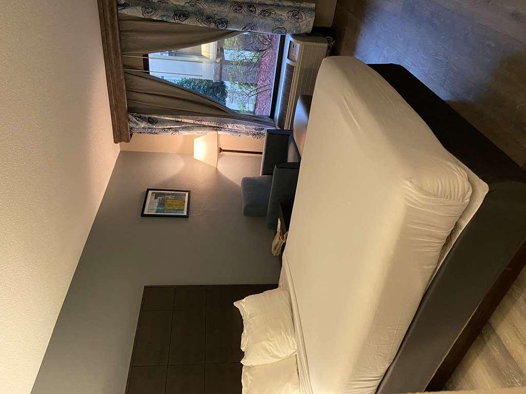 Surestay Plus Hotel By Best Western Southern Pines Pinehurst Chambre photo